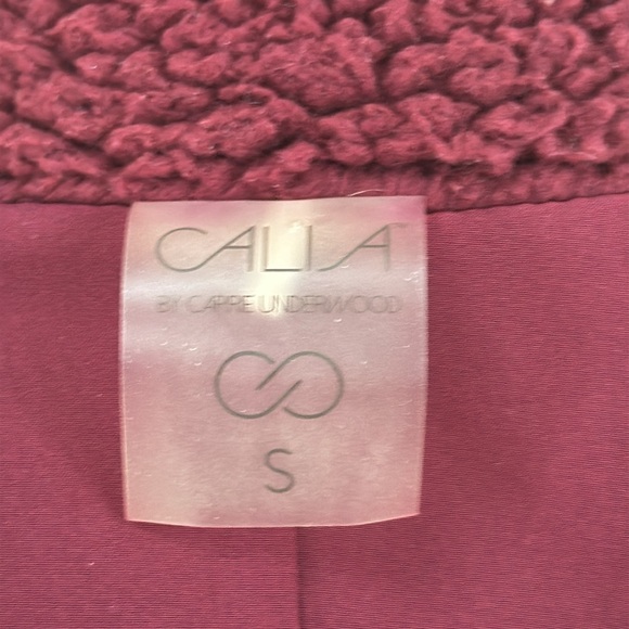 CALIA by Carrie Underwood Sherpa Vest - Picture 11 of 13